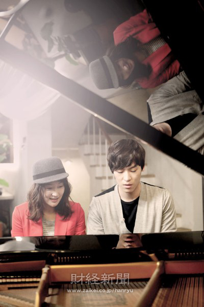 韓国MBC ミュージック『その女作詞、その男作曲』（演出クォン・ヨンチャン）で、2組のカップルがそれぞれ初顔合わせして特別な時間を過ごした。
