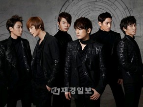 歌謡界伝説のアイドルグループ 神話（SHINHWA シンファ）が、韓国紳士服の代表ブランド「ROYGEN」の広告モデルに抜擢された。写真=神話カンパニー
