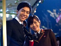 韓国MBCドラマ『ザ・キング2Hearts』のハ・ジウォンとイ・スンギが、ムードメーカーとなり撮影現場を盛り上げている。写真=キム・ジョンハクプロダクション
