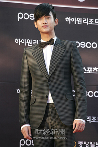 『第48回百想芸術大賞』授賞式 キム・スヒョン（24）