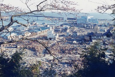 TRAUMARIS｜SPACEで川内倫子展開催 -　震災直後の被災地でとらえた風景を上映 