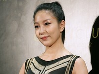 歌手のBoA（ボア）が、デビュー後初の単独トークショーに出演する。