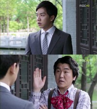 『ザ・キング2Hearts 』第16話では、ジェハ(イ・スンギ)が、母ヨンソン(ユン・ヨジョン)と婚約者ハンア(ハ・ジウォン)を拉致して‘退位’を要求するボング(ユン・ジェムン)の脅迫に、愛する人を失うかも知れぬ恐怖にかられ嗚咽する場面が描かれた。 『ザ・キング2Hearts 』第16話では、ジェハ(イ・スンギ)が、母ヨンソン(ユン・ヨジョン)と婚約者ハンア(ハ・ジウォン)を拉致して‘退位’を要求するボング(ユン・ジェムン)の脅迫に、愛する人を失うかも知れぬ恐怖にかられ嗚咽する場面が描かれた。