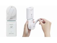 手回し充電対応ポータブルUSB電源「CP-A2LAKS」(画像:ソニー) 手回し充電対応ポータブルUSB電源「CP-A2LAKS」(画像:ソニー)