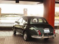 新型「Viewt」（画像：光岡自動車）