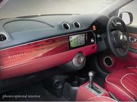 新型「Viewt」（画像：光岡自動車）