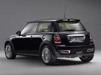 「MINI INSPIRED BY GOODWOOD」（画像：ビー・エム・ダブリュー）
