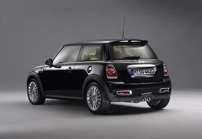 「MINI INSPIRED BY GOODWOOD」（画像：ビー・エム・ダブリュー）
