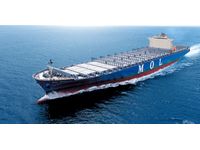 三菱重工建造の最新鋭コンテナ船（写真：三菱重工業）