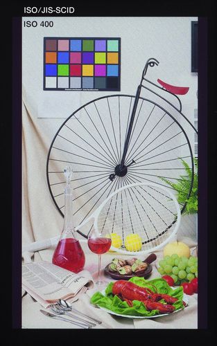 世界最高レベルの精細度651ppiの液晶ディスプレイを開発（画像：ジャパンディスプレイ）