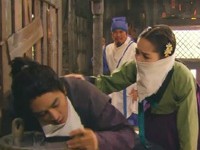 MBCドラマ『Dr.JIN』で、パク・ミニョンがソン・スンホンの命を救った。
