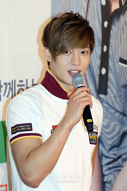 SS501キム・ヒョンジュン、「HANG TEN」の環境キャンペーンに参加（1）