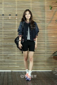 ファッションアイドルとして注目を浴びている4Minuteのホ・ガユンが、自身の空港ファッションについて、実は事前に準備されたものだと告白した。