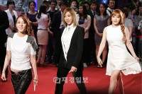 2NE1、『アメイジング・スパイダーマン』試写会に登場（20）