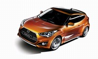 現代自動車が特殊カラー塗装を施した『Veloster Turbo(ヴェロスター・ターボ)マーマレードスペシャルエディション』を発表し、25日から韓国全国の支店で先着21人への特別販売を開始した。 現代自動車が特殊カラー塗装を施した『Veloster Turbo(ヴェロスター・ターボ)マーマレードスペシャルエディション』を発表し、25日から韓国全国の支店で先着21人への特別販売を開始した。