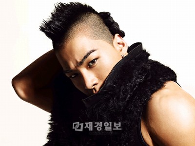 26日夜7時に放送された韓国MBCミュージック『SHOW CHAMPION(ショー!チャンピオン)』では、「最高のアイドルダンサーBEST4」が公開された。
26日夜7時に放送された韓国MBCミュージック『SHOW CHAMPION(ショー!チャンピオン)』では、「最高のアイドルダンサーBEST4」が公開された。