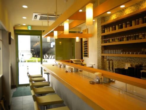 店舗内観(写真:モスフードサービス) 店舗内観(写真:モスフードサービス)