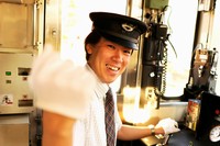 ニコンイメージングジャパンは、7月18日から31日にかけて、仙台市青葉区にあるニコンプラザ仙台で、鉄道写真家の中井精也氏による鉄道写真展「DREAM TRAIN(ドリームトレイン)」「走れ、さんてつ！」を開催する。