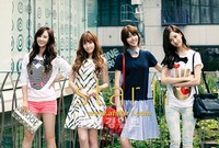 少女時代は『アットスタイル（＠star1）』7月号で公開されたファッショングラビアを通じて、各分野で売り切れを続出させている。写真＝『アットスタイル（＠star1）』７月号