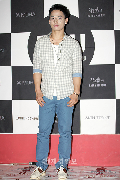 愛の分かち合いコンサート2、キム・ジヌらが集う(16)