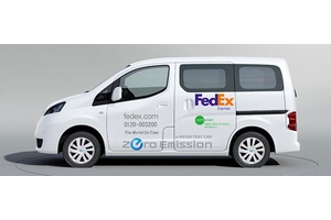 フェデックス向けモニター車（画像：日産自動車）