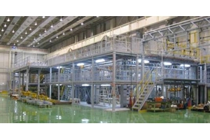 半田工場のボーイング787型機中央翼組立第3ライン（写真：富士重工業）