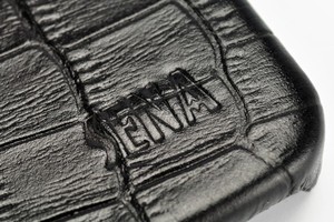 イタリア製の本革を使用したiPhone4S/4用ケース「LUGANO（ルガノ） for iPhone4S/4」