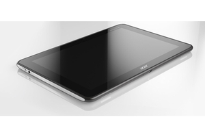「ICONIA TAB A700」(画像:日本エイサー) 「ICONIA TAB A700」(画像:日本エイサー)