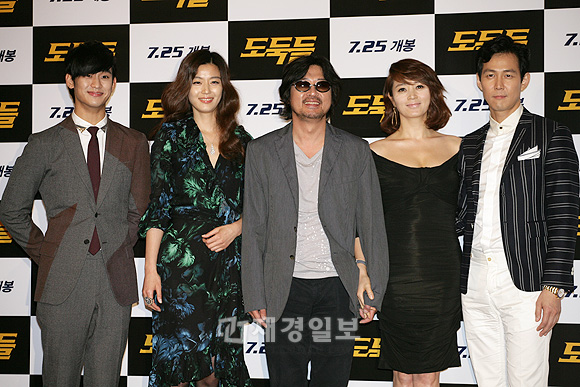 映画「泥棒たち」試写会開催(7)