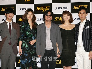 映画「泥棒たち」試写会開催（7）