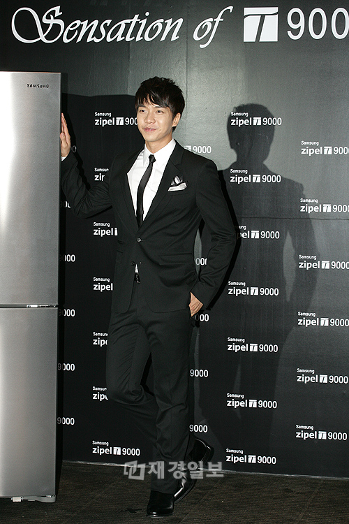 サムスンZipel VIPパーティー「Sensation of T9000」（2） イ・スンギ