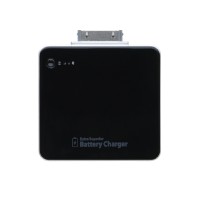 iPhoneやiPodなどドックコネクタを持つアップル製品向けの予備バッテリー「MacGizmo Extra Superior Battery Charger for iPhone/iPod」。iPhone 4S/4と同じカラーで幅や厚みを揃えており、装着時の一体感を実現している。 iPhoneやiPodなどドックコネクタを持つアップル製品向けの予備バッテリー「MacGizmo Extra Superior Battery Charger for iPhone/iPod」。iPhone 4S/4と同じカラーで幅や厚みを揃えており、装着時の一体感を実現している。