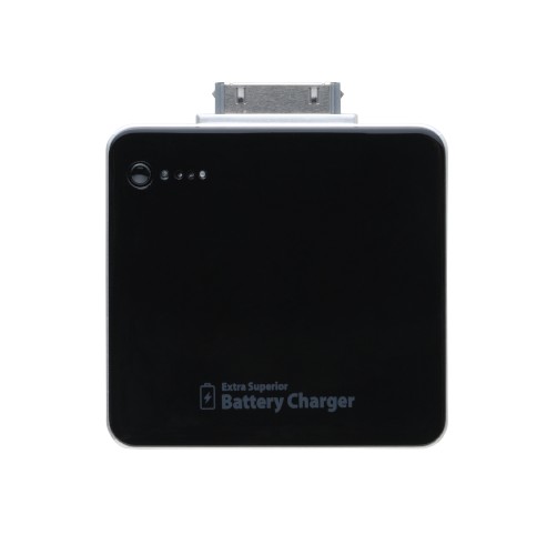 iPhoneやiPodなどドックコネクタを持つアップル製品向けの予備バッテリー「MacGizmo Extra Superior Battery Charger for iPhone/iPod」。iPhone 4S/4と同じカラーで幅や厚みを揃えており、装着時の一体感を実現している。 iPhoneやiPodなどドックコネクタを持つアップル製品向けの予備バッテリー「MacGizmo Extra Superior Battery Charger for iPhone/iPod」。iPhone 4S/4と同じカラーで幅や厚みを揃えており、装着時の一体感を実現している。