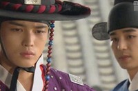 韓国MBC週末特別企画『Dr.JIN』のヨンフィ（ジン・イハン）が、ギョンタク（JYJキム・ジェジュン）と以前のような親しい間柄には二度と戻れないという展開に、視聴者は胸を痛めている。
