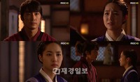 7月29日に放送された『Dr.JIN』第20話では、ジン・ヒョク（ソン・スンホン）がヨンレ（パク・ミニョン）の正体を知り、ヨンレもまた彼の秘密を知ったが、お互いのためそれを黙認、切ない別れを描き視聴者を涙させた。