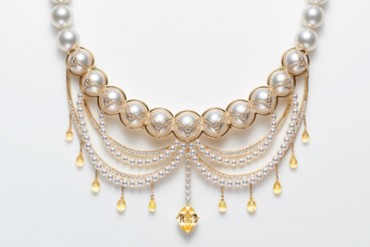 1920年代の華やかな「ミッドナイト・ボール」をイメージしたTASAKIの新作コレクション