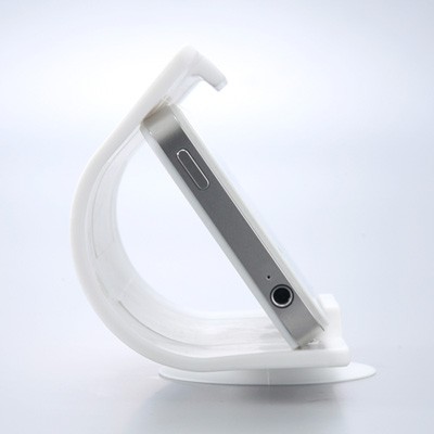 サンワサプライが7日発売したiPhoneやスマートフォンを縦置きや横置きに自由に設置できるホルダー型スタンド「iPhone・スマートフォンホルダースタンド（縦・横置き対応・シリコン素材）200－STN006」