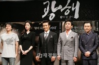 イ・ビョンホン主演　映画『光海、王になった男』製作発表会（21）