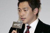 Rain（ピ）が“最高の骨格美男”に選ばれた。