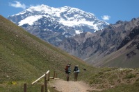 兄弟や夫がバックパックを背負ってアパラチア山道（アパラチア山脈沿いに南北3500ｋｍを縦貫する山道）を何週間にもわたって歩く冒険に出るための準備をするのを見ながら、彼らが使っているタイムマネジメントのテクニックについて考えていました。