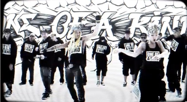 BIGBANGのG-DRAONが22日、新曲とみられる楽曲のティーザー映像をYouTube上で公開した。