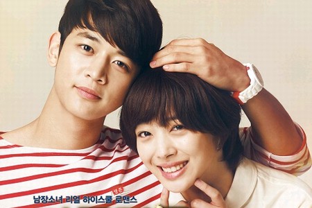 少女時代のサニーとf(x)のルナ、SHINeeのオニュが韓国SBSドラマ『花ざかりの君たちへ』サントラに参加して話題だ。