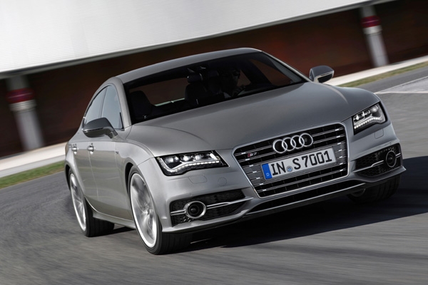 新型「Audi S6/S6 Avant」、「Audi S7 Sportback」、「Audi S8」を発売(画像:アウディジャパン) 新型「Audi S6/S6 Avant」、「Audi S7 Sportback」、「Audi S8」を発売(画像:アウディジャパン)