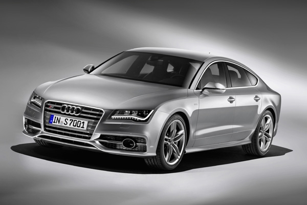 新型「Audi S6/S6 Avant」、「Audi S7 Sportback」、「Audi S8」を発売(画像:アウディジャパン) 新型「Audi S6/S6 Avant」、「Audi S7 Sportback」、「Audi S8」を発売(画像:アウディジャパン)