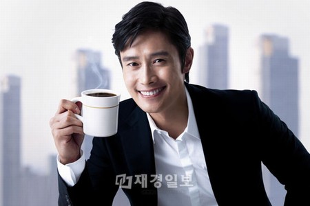韓国ネスレは、27日、俳優イ・ビョンホンをネスカフェのCMモデルに選定したことを明らかにした。