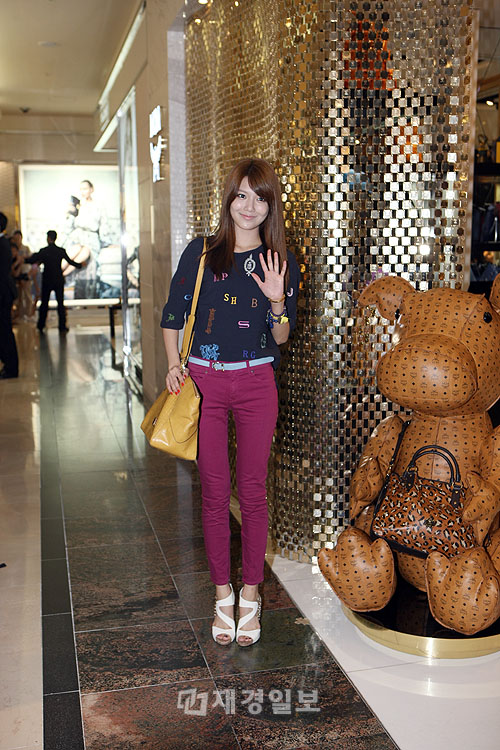 少女時代&SHINee、MCMランチングイベントに登場!(11) 少女時代スヨン