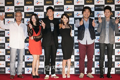 ドラマ『バンパイア検事2』の制作発表会、吉高由里子らが出席 ドラマ『バンパイア検事2』の制作発表会、吉高由里子らが出席