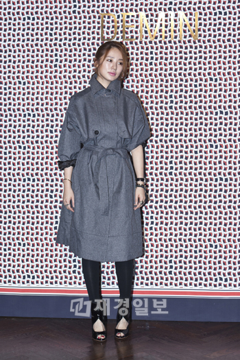 DEMIN 2012秋冬コレクション、少女時代ジェシカ、ユン・ウネらが登場(4) ユン・ウネ