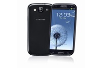 韓国で、iPhoneユーザーの10名中7名が、ギャラクシーS3（GALAXY S3）の価格が卸売価格の3分の1に相当する30万ウォン（約2万円）まで下がってもiPhone5を買うと答えた。