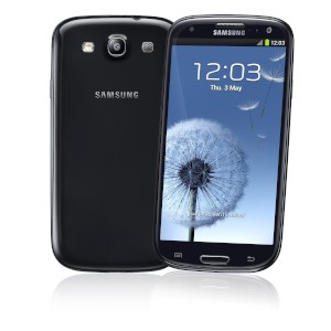 韓国で、iPhoneユーザーの10名中7名が、ギャラクシーS3(GALAXY S3)の価格が卸売価格の3分の1に相当する30万ウォン(約2万円)まで下がってもiPhone5を買うと答えた。 韓国で、iPhoneユーザーの10名中7名が、ギャラクシーS3(GALAXY S3)の価格が卸売価格の3分の1に相当する30万ウォン(約2万円)まで下がってもiPhone5を買うと答えた。